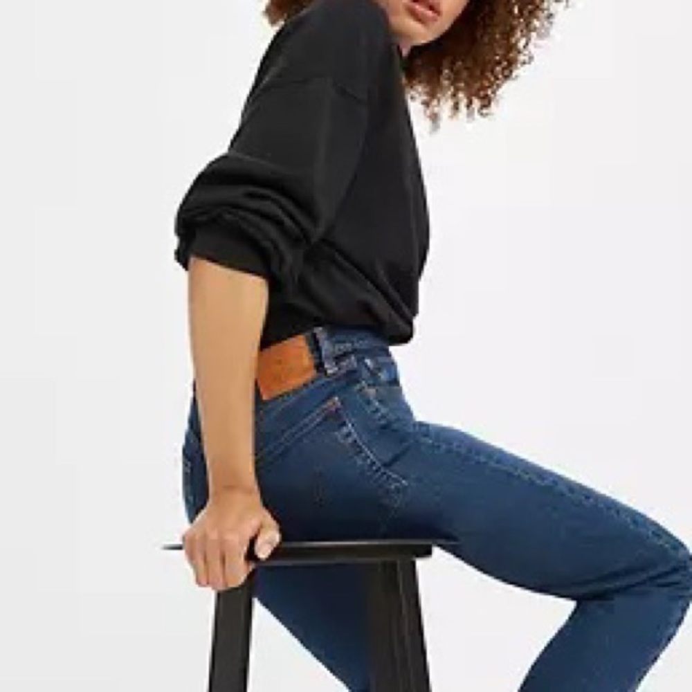 Vintage Levi Wedgie Normal Length Jeans